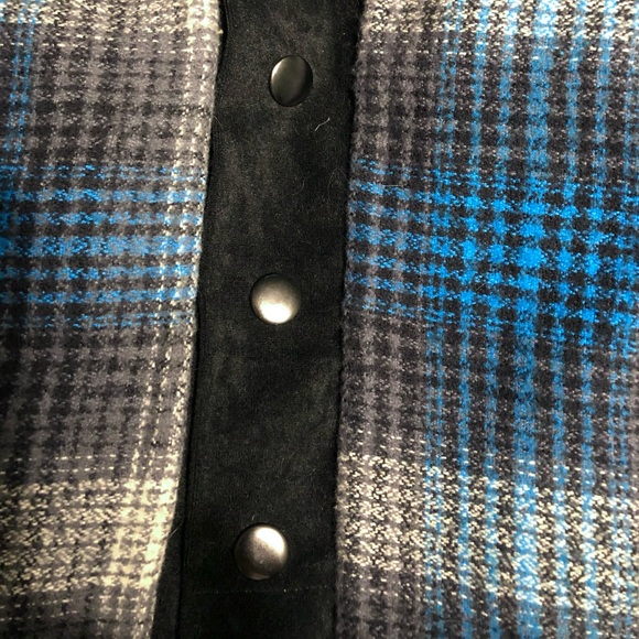 Plaid cowl snap scarf - Picture 4 of 4